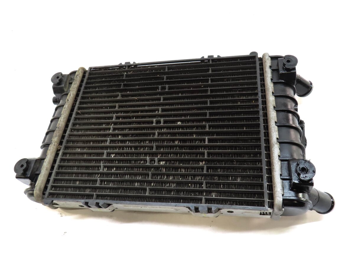 Thumbnail 4: 17-19 AUDI Q7 (4M) 3.0L SUPERCHARGED ENGINE SECONDARY AUXILIARY RADIATOR - LEFT