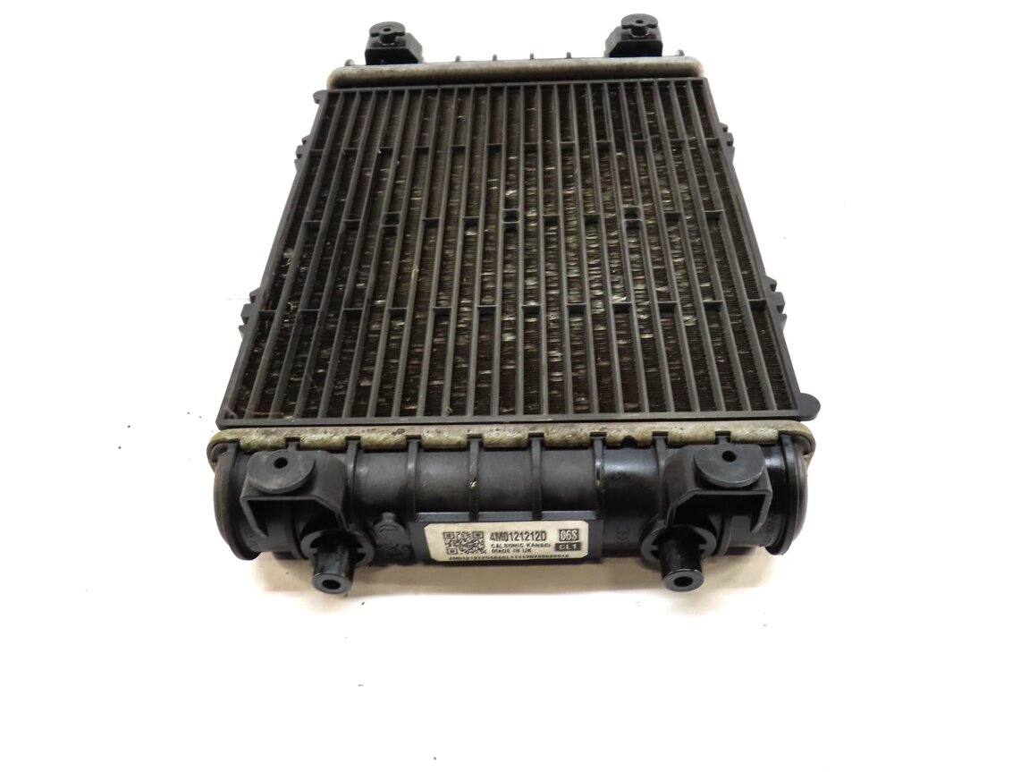 Thumbnail 5: 17-19 AUDI Q7 (4M) 3.0L SUPERCHARGED ENGINE SECONDARY AUXILIARY RADIATOR - LEFT