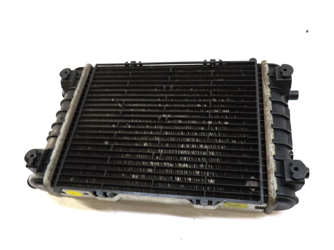 Thumbnail 4: 17-19 AUDI Q7 (4M) 3.0L SUPERCHARGED ENGINE SECONDARY AUXILIARY RADIATOR - RIGHT