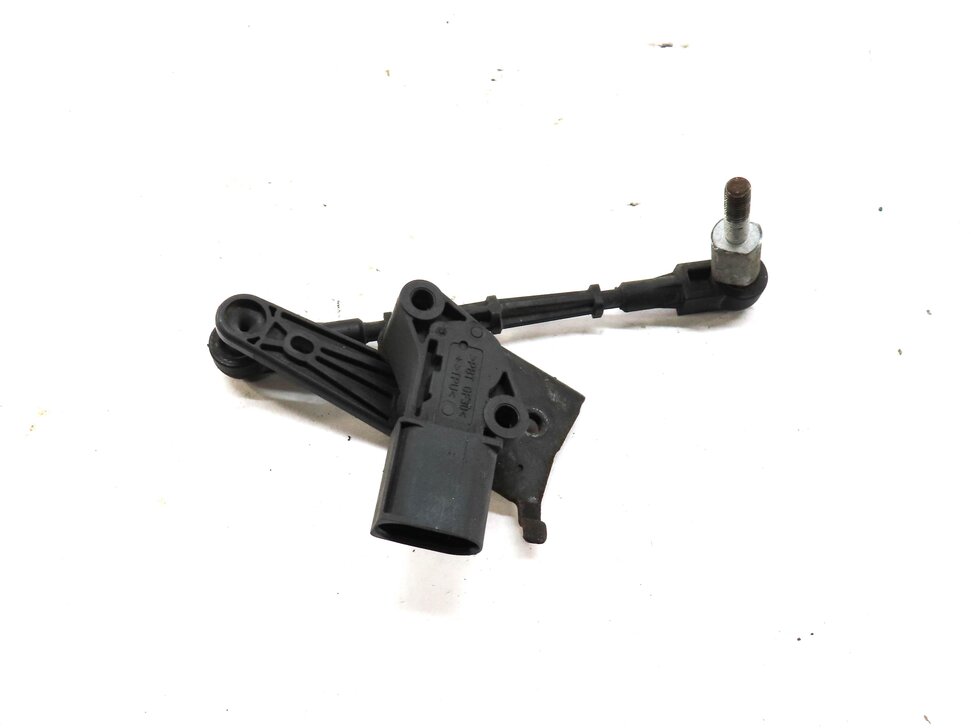 Thumbnail 2: 2017 AUDI Q7 (4M) LEFT REAR SUSPENSION HEIGHT LEVEL SENSOR 4M0907503