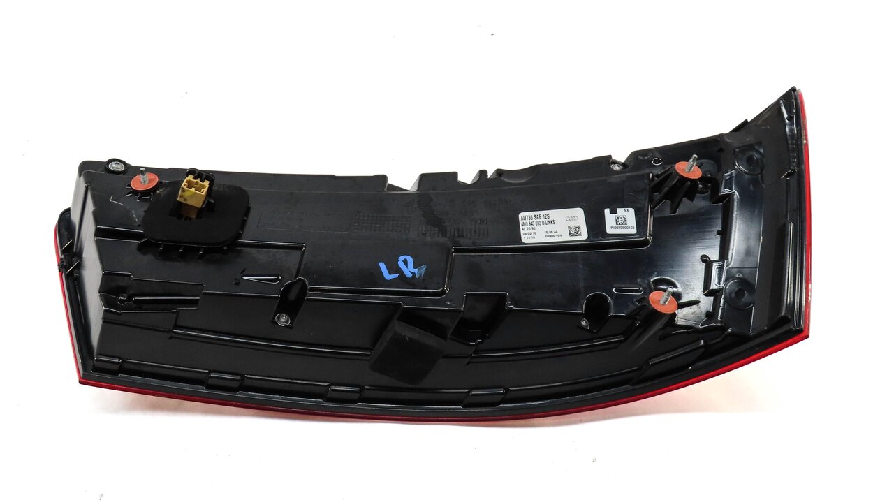 Thumbnail 8: 2017-2020 AUDI Q7 (4M) REAR LEFT DRIVER LOWER BUMPER TAILLIGHT LIGHT LAMP