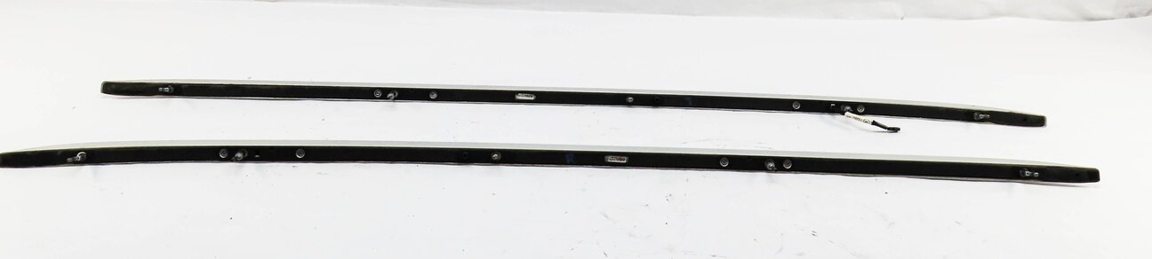 Thumbnail 3: 2017 AUDI Q7 4M ROOF RACK LEFT & RIGHT CARGO RAIL (FRONT TO BACK) SET 2 (SILVER)