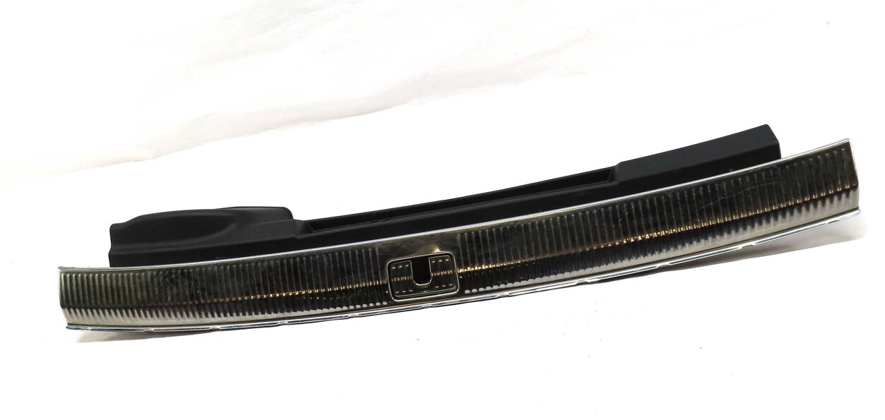 2017 AUDI Q7 (4M) TRUNK SILL CHROME KICK PLATE COVER TRIM PANEL 4M0864483B