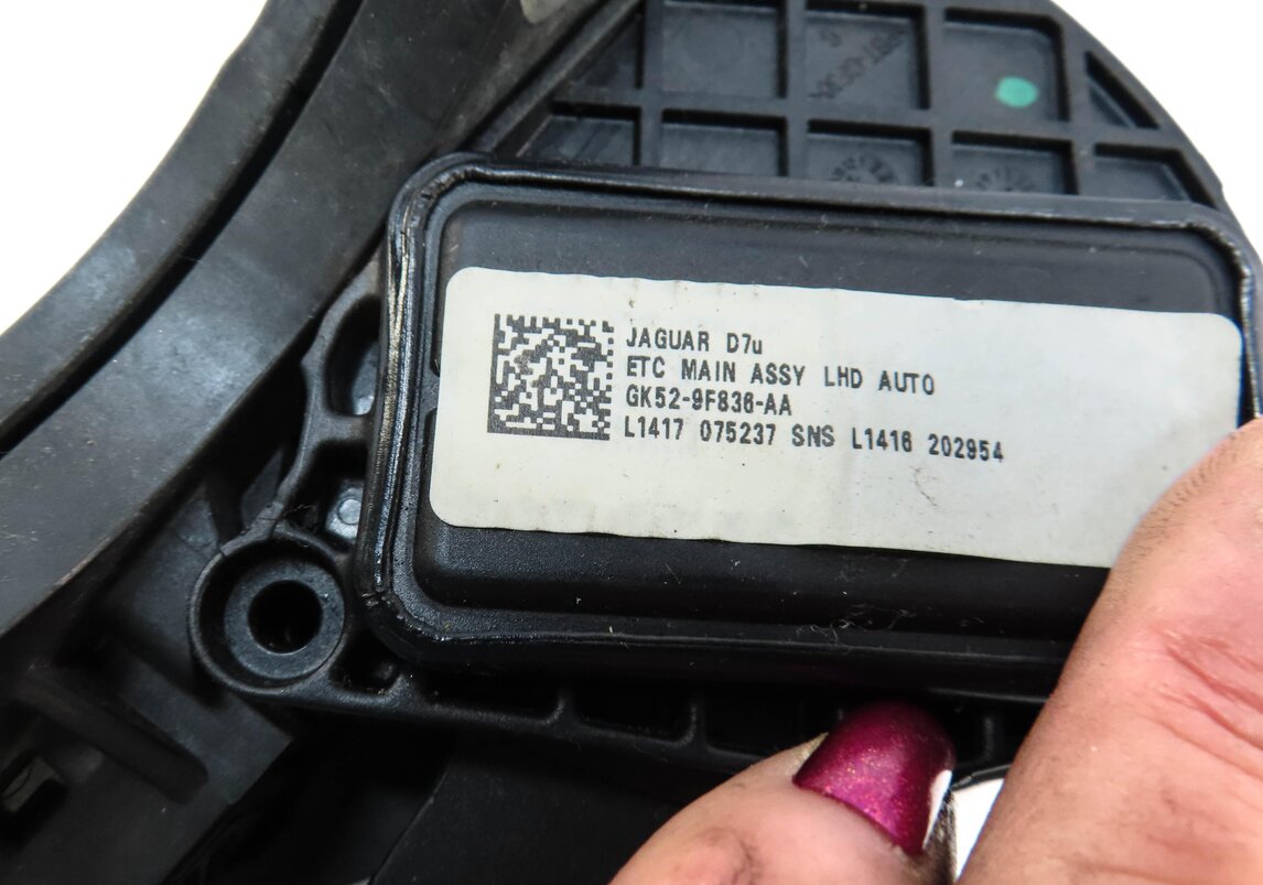 Thumbnail 5: 2015 RANGE ROVER SPORT (L494) FRONT LEFT GAS PEDAL ACCELERATOR MODULE
