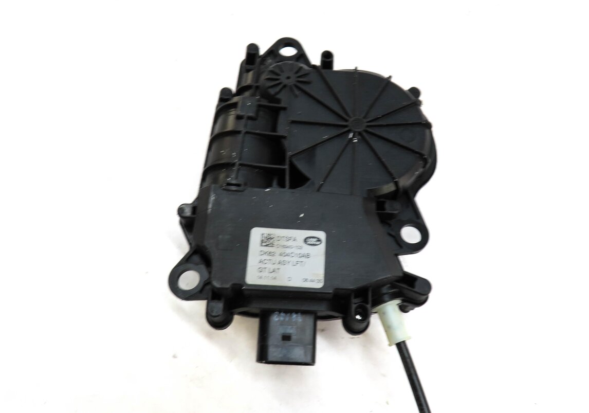 Thumbnail 4: 2015 RANGE ROVER SPORT (L494) REAR TRUNK LOCK LATCH w/ ACTUATOR MOTOR