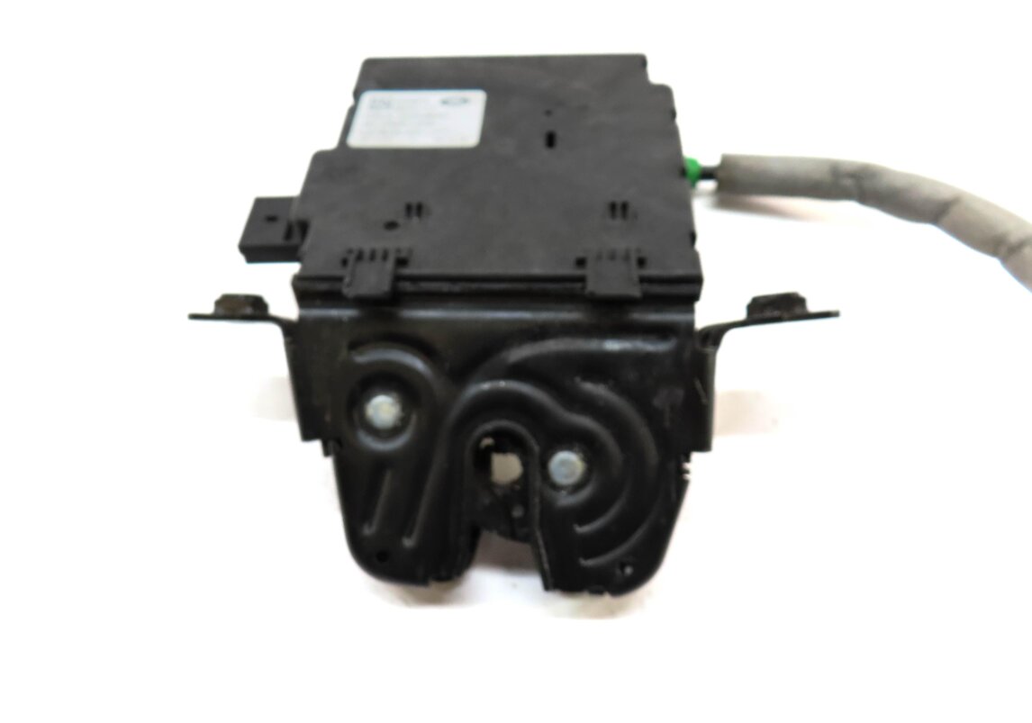 Thumbnail 6: 2015 RANGE ROVER SPORT (L494) REAR TRUNK LOCK LATCH w/ ACTUATOR MOTOR
