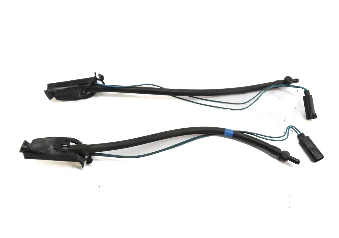 Thumbnail 4: 2015 RANGE ROVER SPORT (L494) FRONT WINDSHIELD WIPER SQUIRTER NOZZLE SET 2
