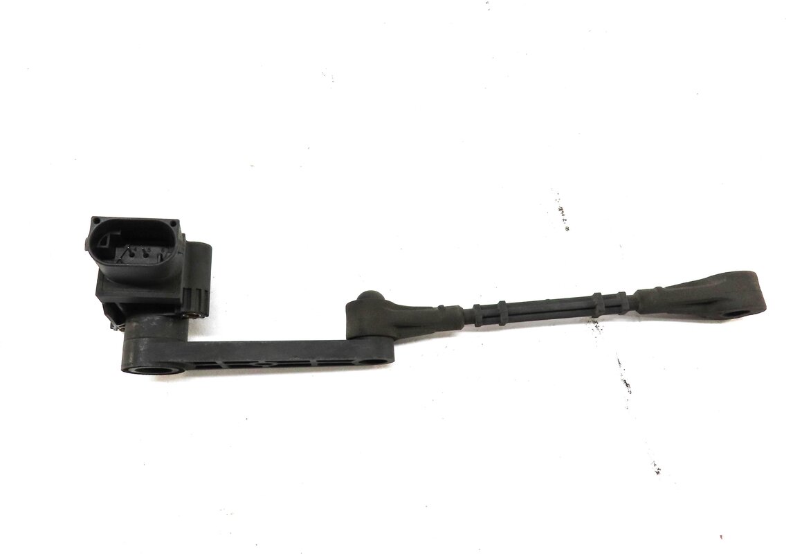 Thumbnail 3: 2015 RANGE ROVER SPORT (L494) REAR LEFT SUSPENSION HEIGHT LEVEL SENSOR