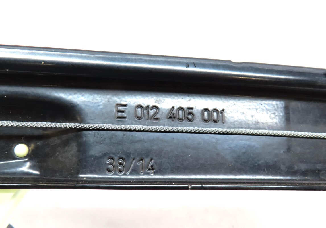 Thumbnail 6: 2014-2020 RANGE ROVER SPORT (L494) LEFT REAR DOOR WINDOW REGULATOR w/ MOTOR