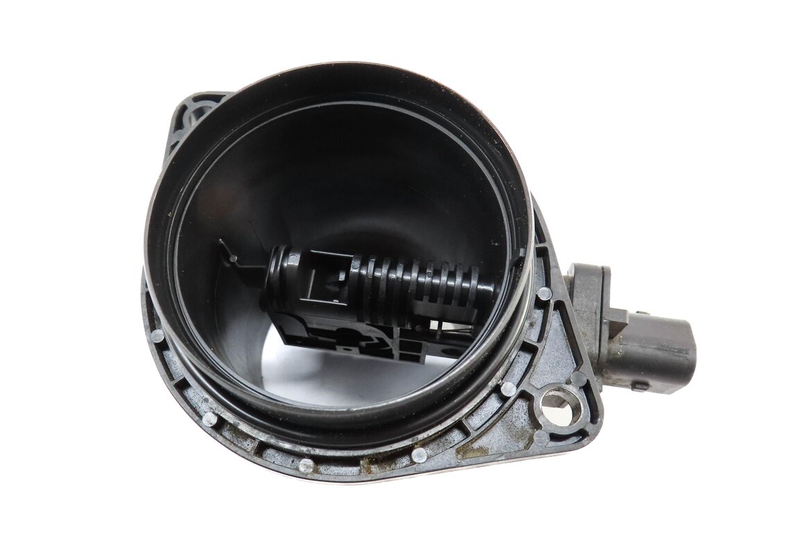 Thumbnail 5: 2013-2019 JAGUAR LAND ROVER F-TYPE XF LR4 ROVER SPORT - MASS AIR FLOW SENSOR