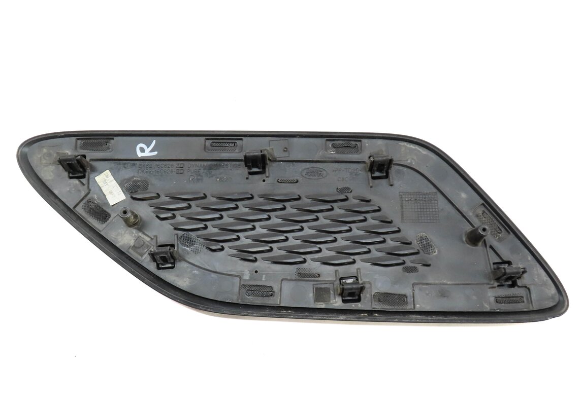 Thumbnail 4: 2015 RANGE ROVER SPORT (L494) FRONT RIGHT PASSENGER UPPER HOOD GRILLE AIR VENT