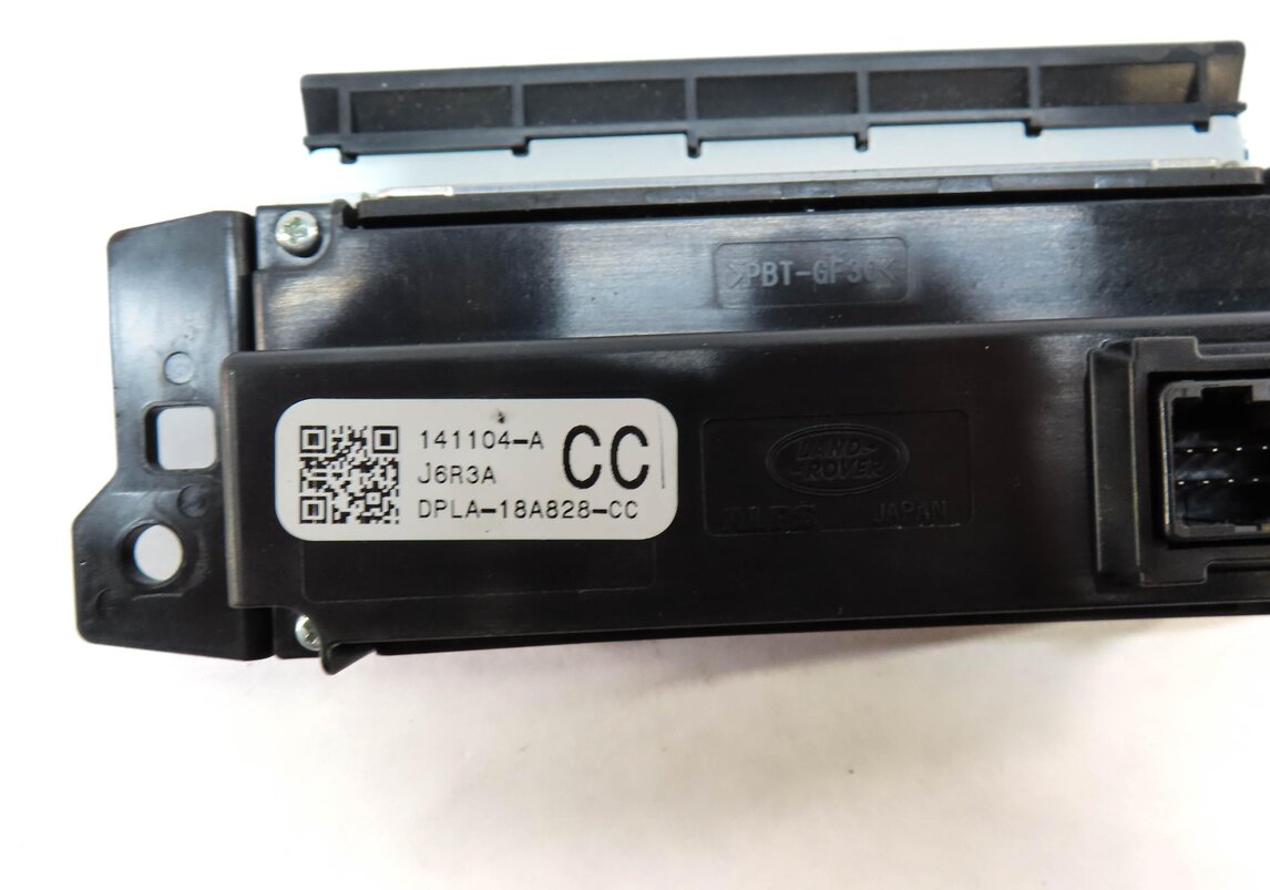 Thumbnail 4: 2015 RANGE ROVER SPORT (L494) FRONT RIGHT PASSENGER DASH TOUCH SCREEN MODULE