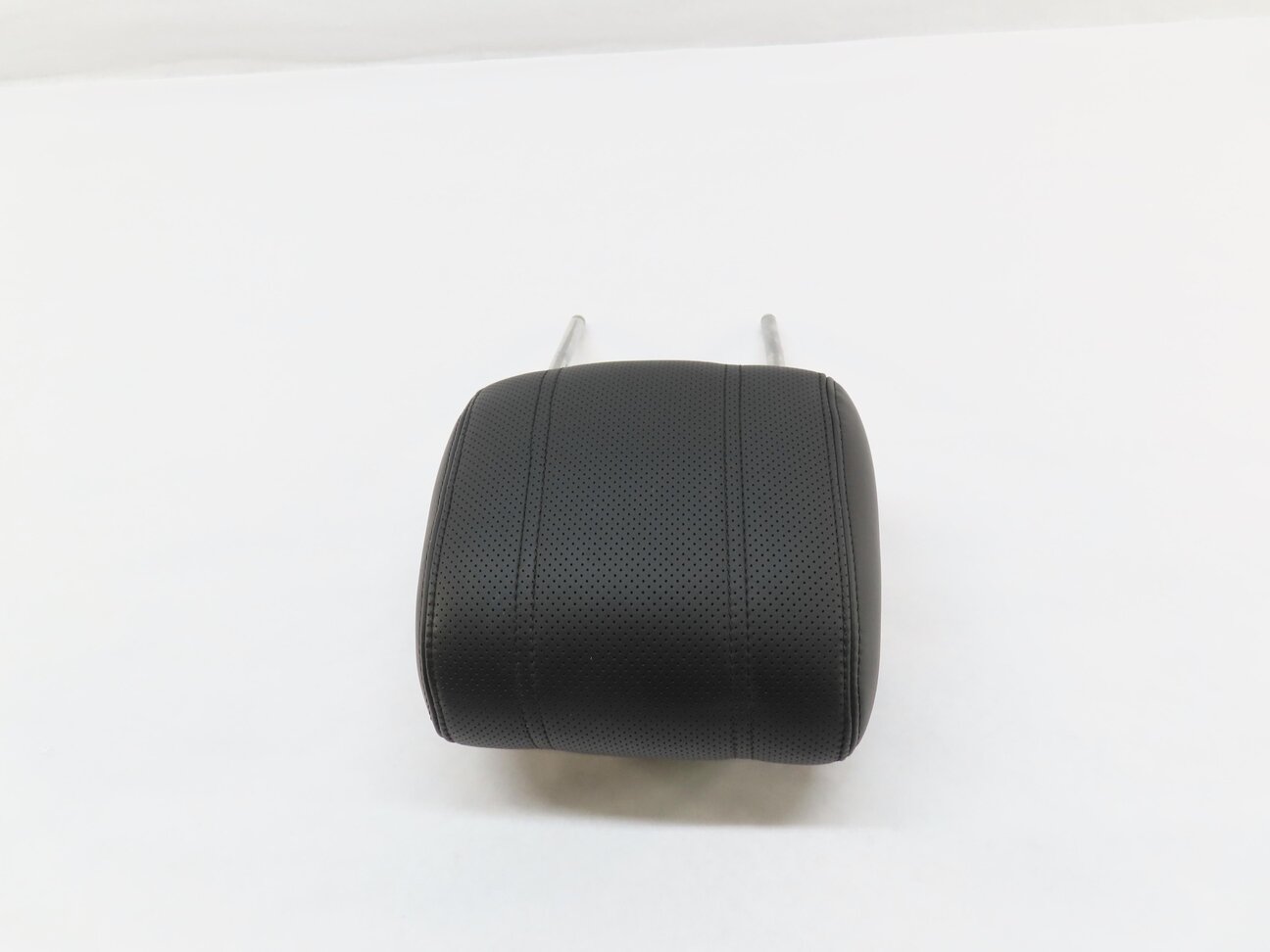 Thumbnail 4: 14-17 RANGE ROVER SPORT (L494) FRONT RIGHT OR LEFT DRIVER SEAT HEADREST (BLACK)