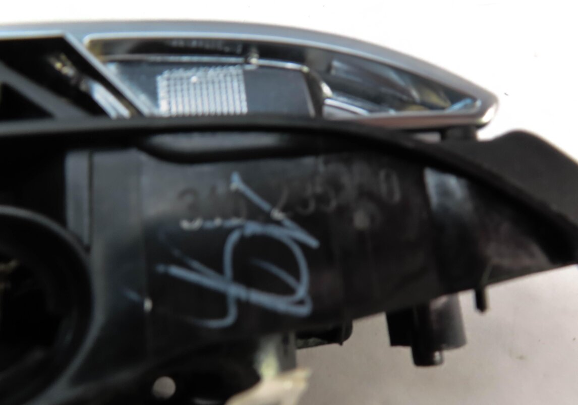 Thumbnail 6: 13-22 DISCOVERY RANGE ROVER SPORT L405 L494 L462 LEFT REAR INTERIOR DOOR HANDLE