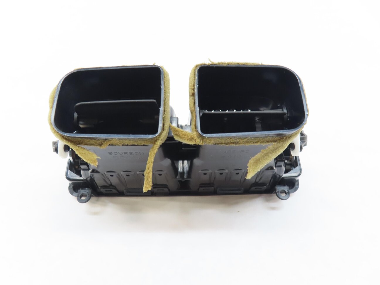 Thumbnail 4: 2015 RANGE ROVER SPORT (L494) REAR CENTER CONSOLE HVAC A/C HEATER AIR VENT