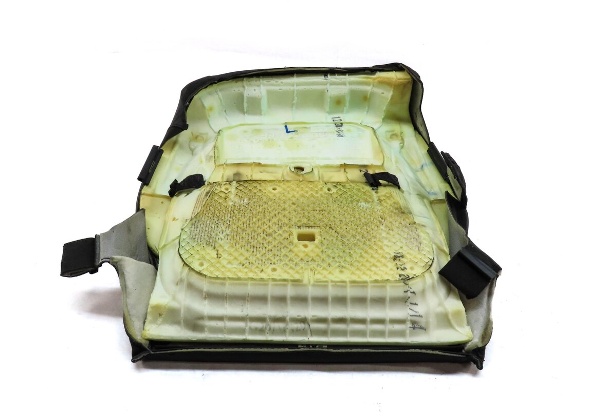 Thumbnail 5: 2015 RANGE ROVER SPORT L494 FRONT LEFT DRIVER LOWER HEATED SEAT CUSHION (BLACK)