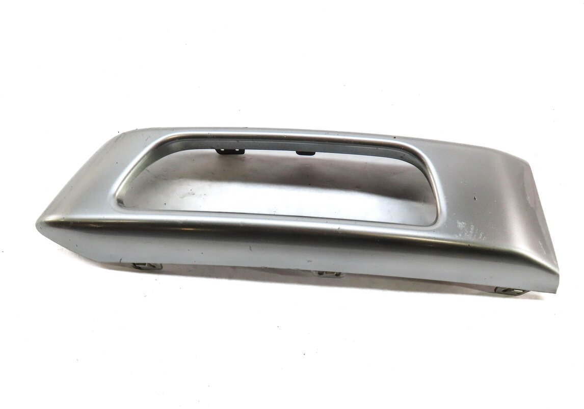 Thumbnail 2: 2014-2017 RANGE ROVER SPORT (L494) RIGHT FRONT PASSENGER FOGLIGHT GRILLE TRIM