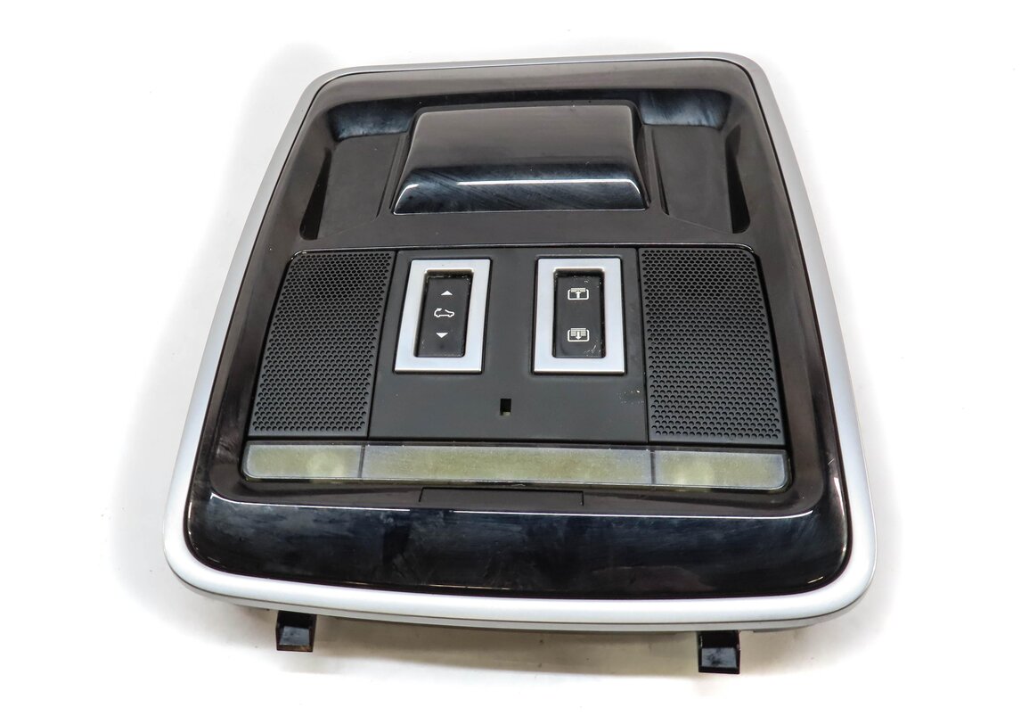 Thumbnail 2: 2015 RANGE ROVER SPORT (L494) FRONT ROOF PRIMARY DOME LIGHT w/ SWITCHES (BLACK)