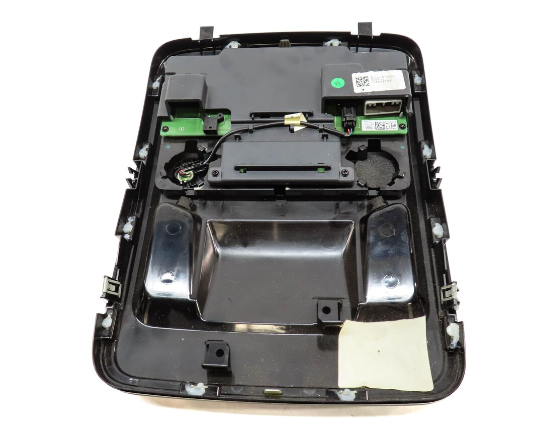 Thumbnail 4: 2015 RANGE ROVER SPORT (L494) FRONT ROOF PRIMARY DOME LIGHT w/ SWITCHES (BLACK)