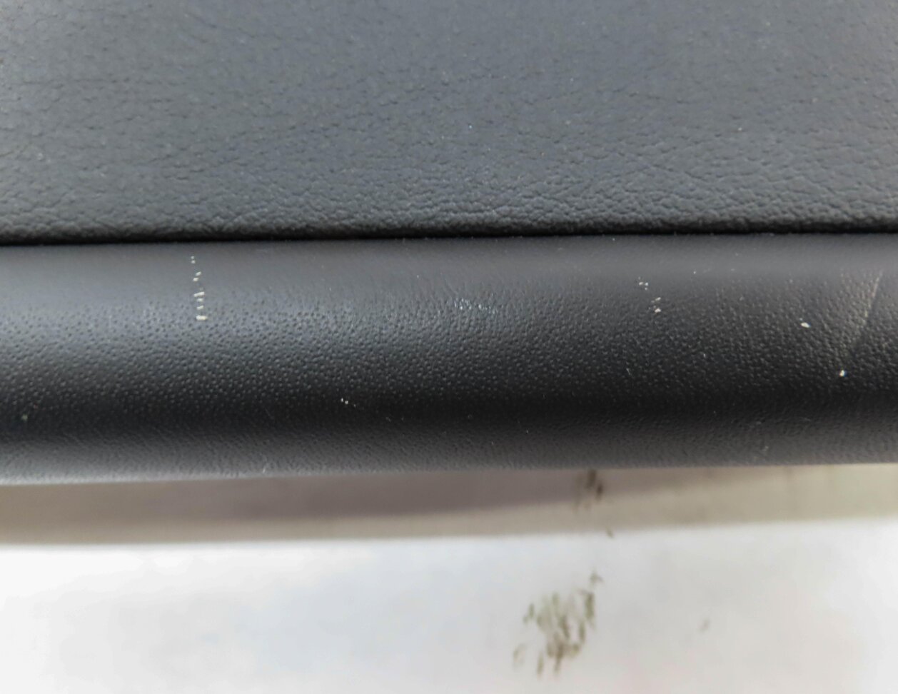 Thumbnail 5: 13-20 RANGE ROVER SPORT DISCOVERY (L405 L462 L494) LEFT FRONT ARMREST (BLACK)