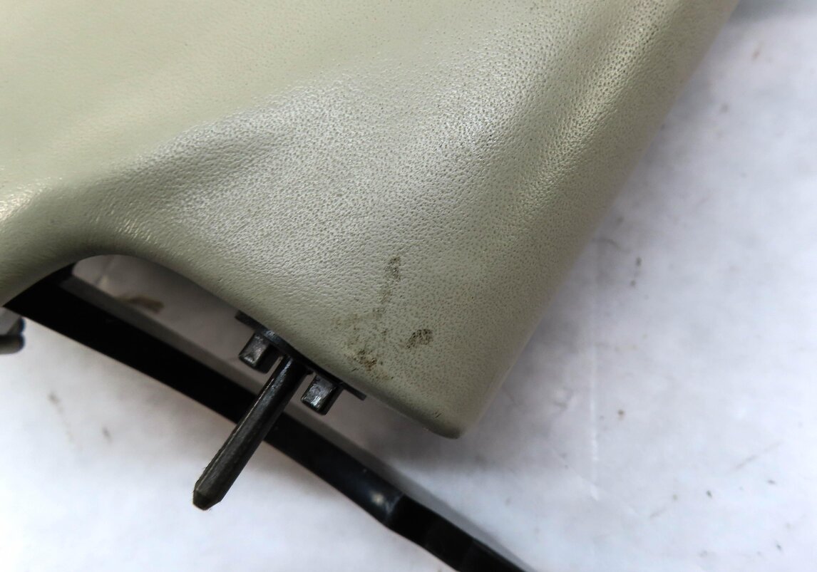 Thumbnail 7: 13-15 RANGE ROVER SPORT (L405 L494) FRONT CONSOLE ARMREST STORAGE LID (ALMOND)