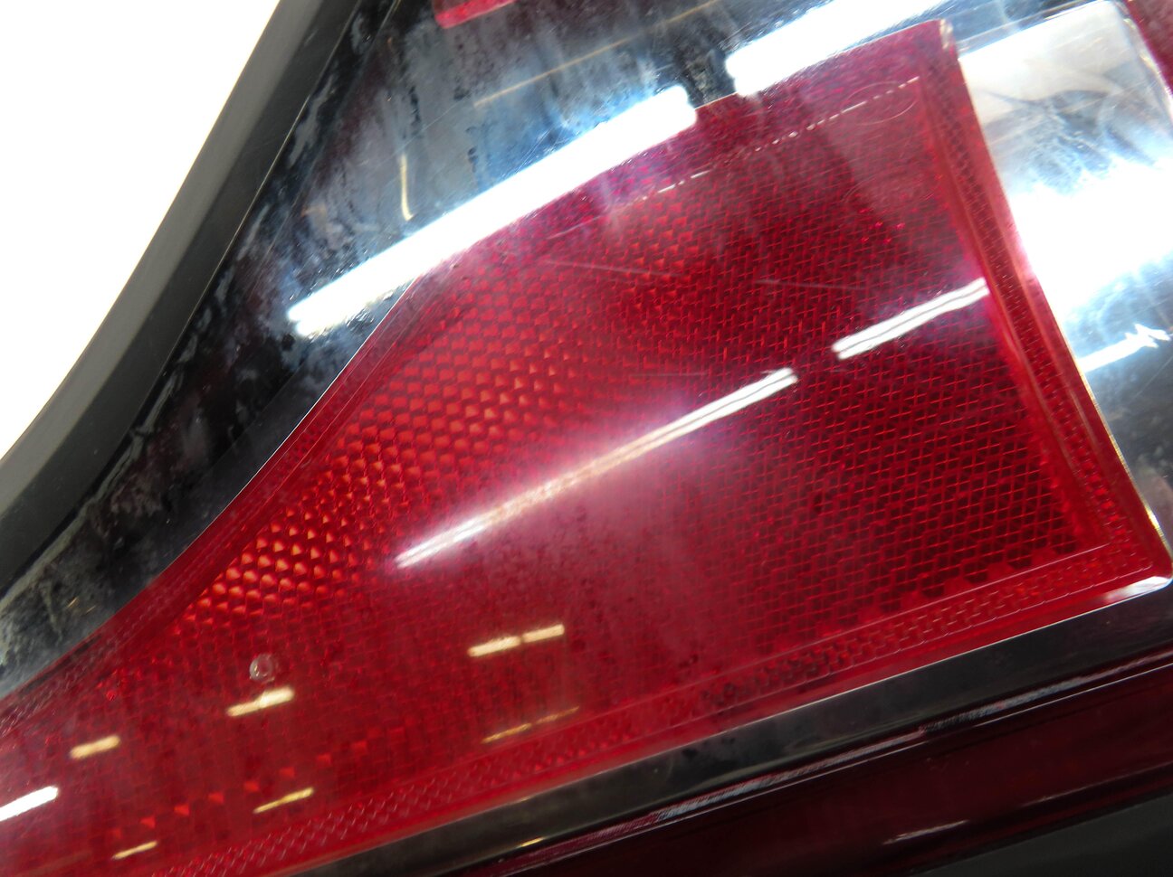 Thumbnail 5: 14-17 RANGE ROVER SPORT (L494) RIGHT PASSENGER REAR TAILLIGHT BRAKE LIGHT LAMP
