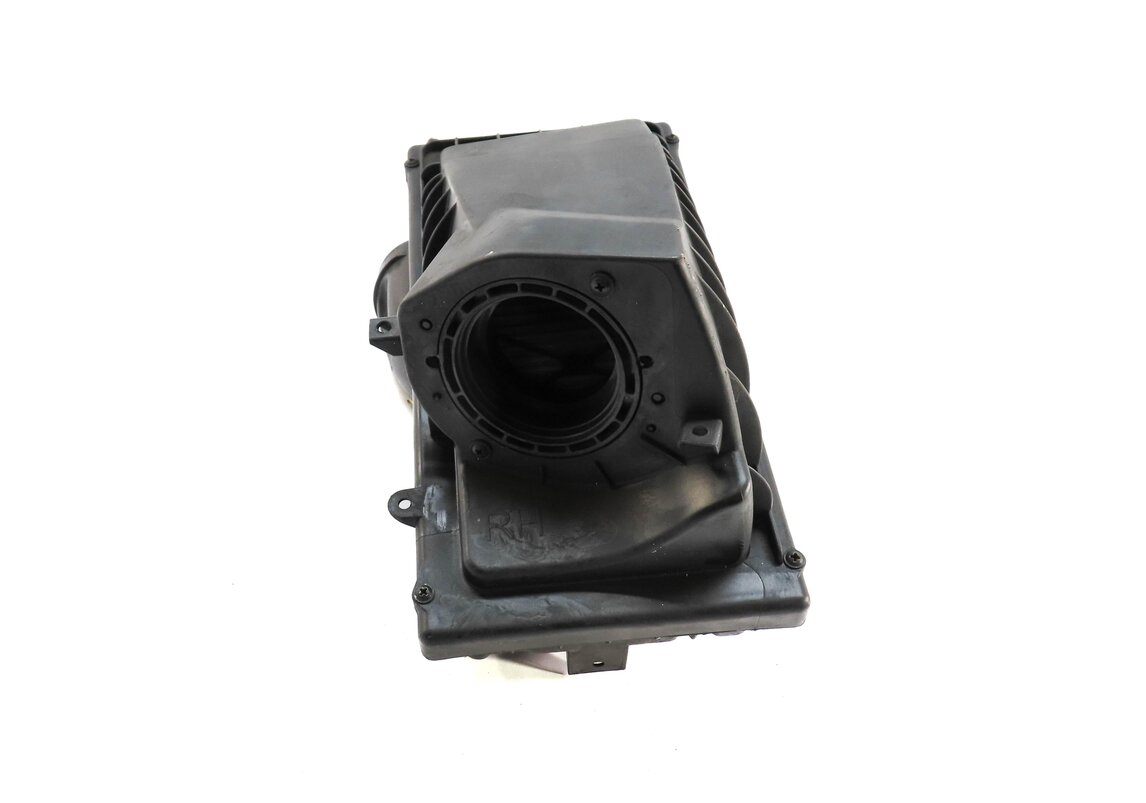 Thumbnail 2: 15-19 RANGE ROVER SPORT DISCOVERY (L405 L462 L494) 3.0L - RIGHT AIR FILTER BOX