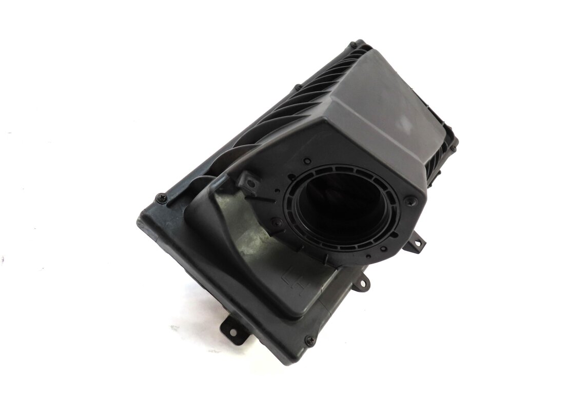 15-19 RANGE ROVER SPORT DISCOVERY (L405 L462 L494) 3.0L - LEFT AIR FILTER BOX