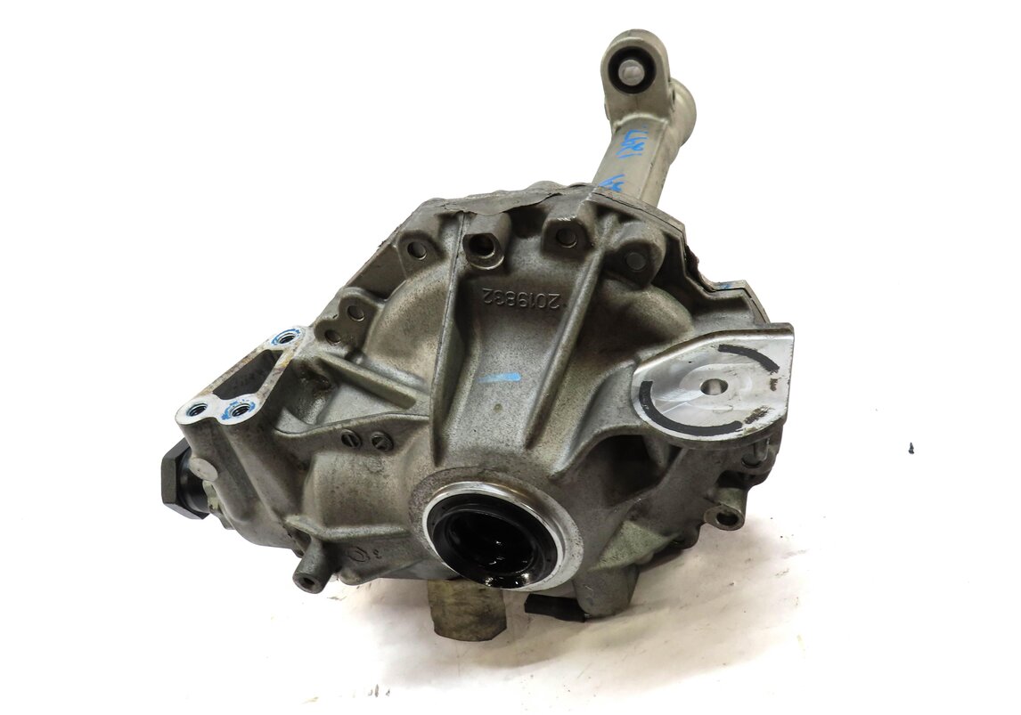 Thumbnail 2: 2014-2016 RANGE ROVER SPORT (L405 L494) 3.0L - FRONT DIFFERENTIAL GEAR CARRIER