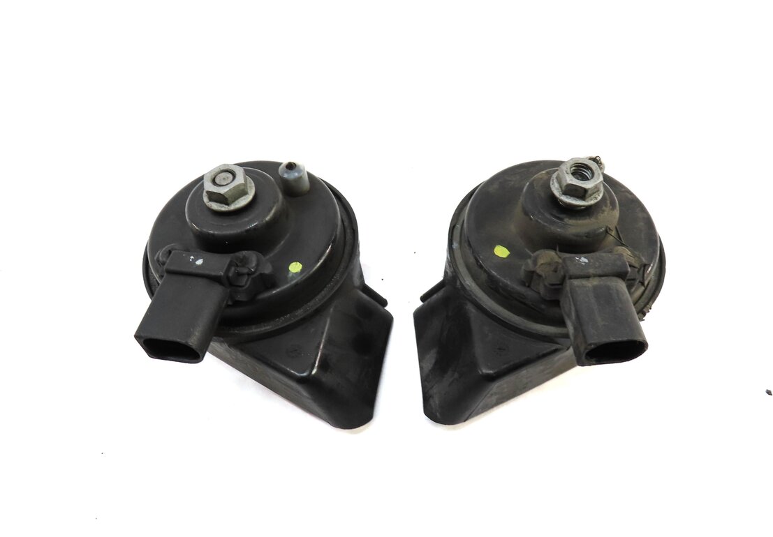Thumbnail 3: 2007-2015 AUDI Q7 R8 (4L 4S) HIGH & LOW TONE HORN SET-2