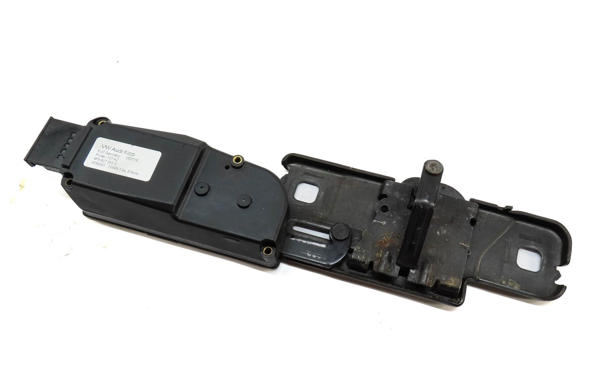 2015 AUDI Q7 (4L) REAR LOWER TRUNK LOCK LATCH ACTUATOR MOTOR STRIKER PLATE