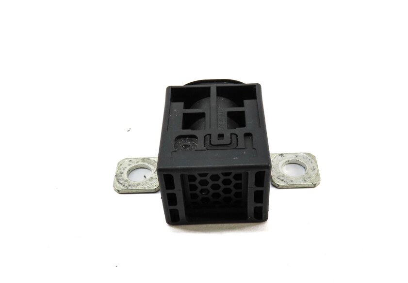 Thumbnail 3: 2015 AUDI Q7 (4L) BATTERY OVERLOAD PROTECTION SWITCH MODULE CIRCUIT