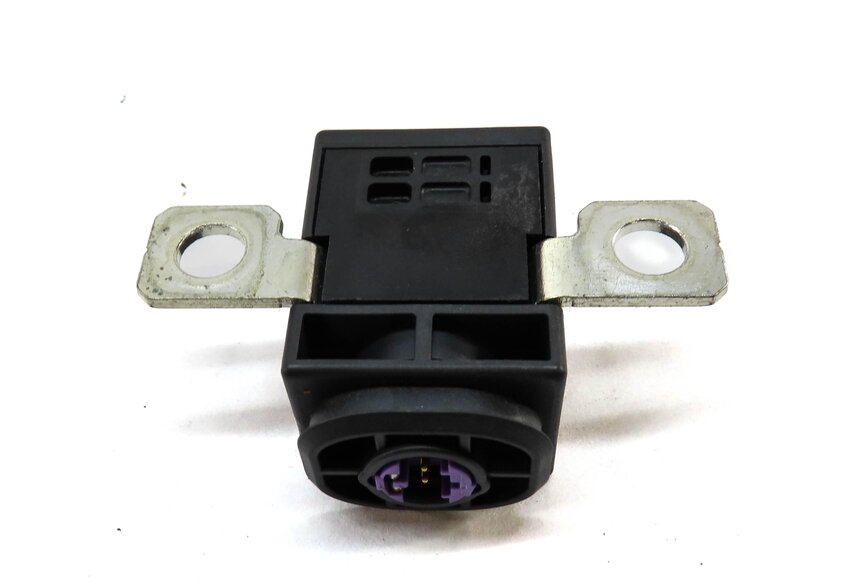 Thumbnail 4: 2015 AUDI Q7 (4L) BATTERY OVERLOAD PROTECTION SWITCH MODULE CIRCUIT