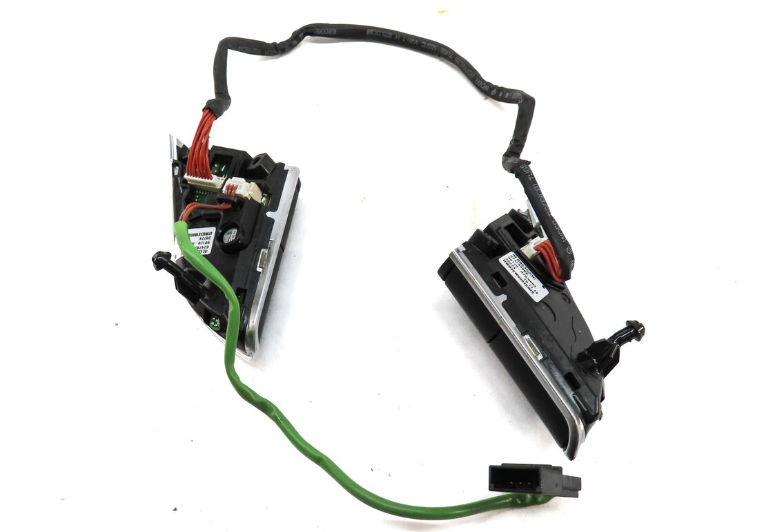 Thumbnail 4: 2015 AUDI Q7 (4L) LEFT & RIGHT STEERING WHEEL SWITCH BUTTON SET