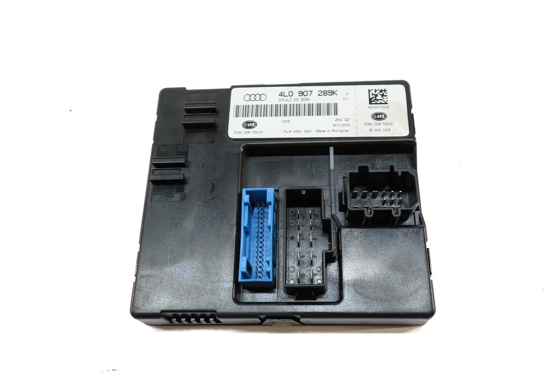 Thumbnail 2: 2015 AUDI Q7 (4L) COMFORT CONTROL MODULE COMPUTER CCM