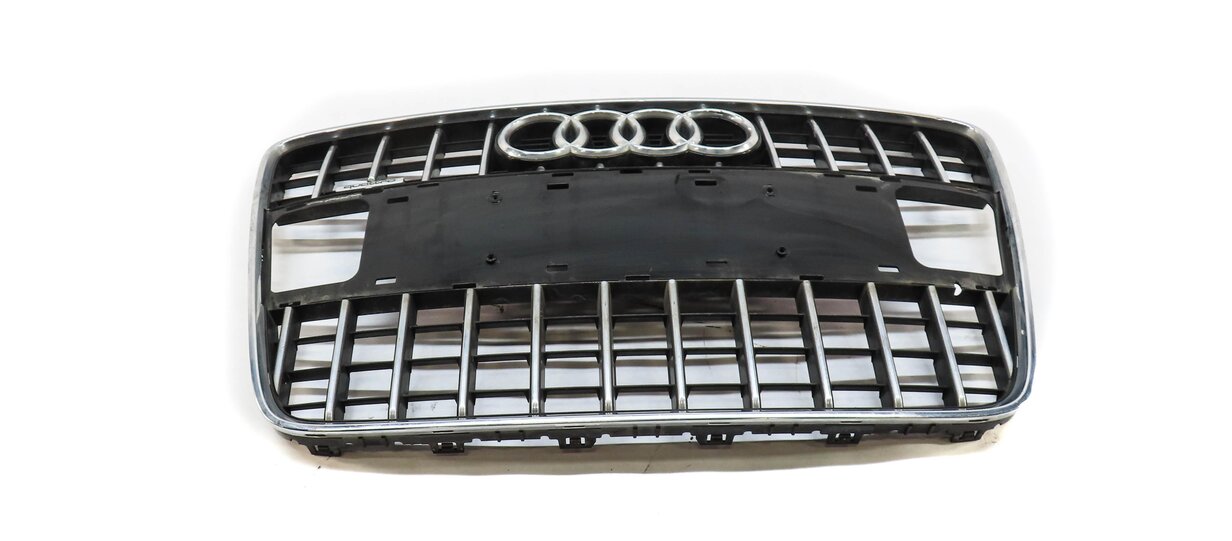 Thumbnail 2: 2010-2015 AUDI Q7 (4L) FRONT MAIN CENTER HOOD GRILLE AIR VENT TRIM (BLACK)