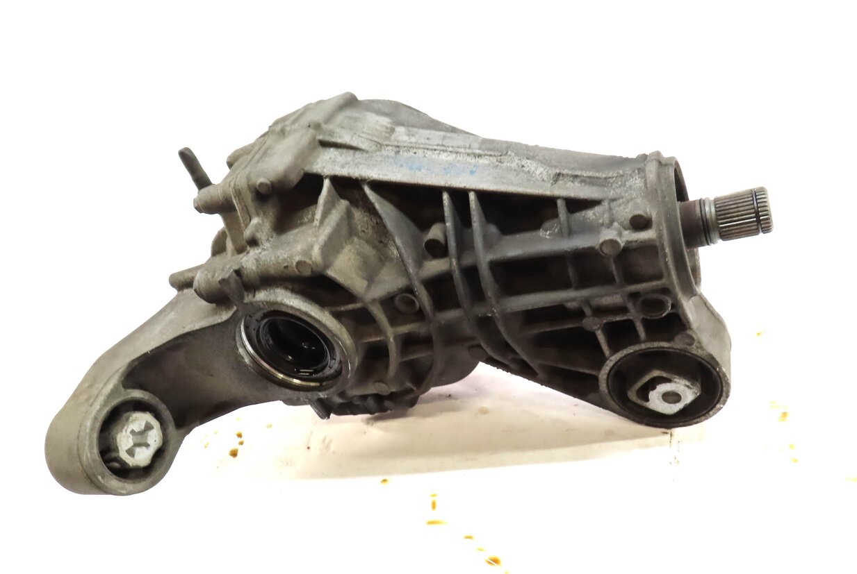 Thumbnail 2: 2015 AUDI Q7 (4L) 3.0L - REAR DIFFERENTIAL GEAR CARRIER (RCM)
