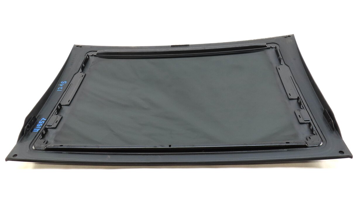 Thumbnail 4: 10-17 MERCEDES C250 C350 E350 E400 E550 (C204 C207) COUPE - CENTER SUNROOF GLASS