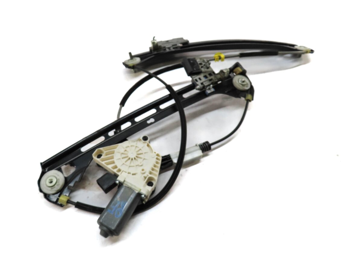 10-17 E CLASS COUPE CONV. W207 FRONT RIGHT PASSENGER WINDOW REGULATOR w/ MOTOR