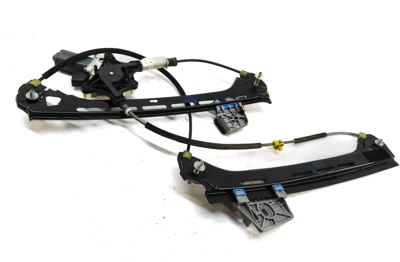 Thumbnail 4: 10-17 E CLASS COUPE CONV. W207 FRONT RIGHT PASSENGER WINDOW REGULATOR w/ MOTOR