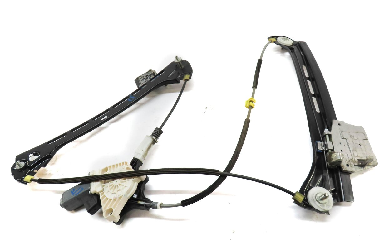 Thumbnail 4: 10-17 E CLASS COUPE CONVERTIBLE W207 FRONT LEFT DRIVER WINDOW REGULATOR w/ MOTOR