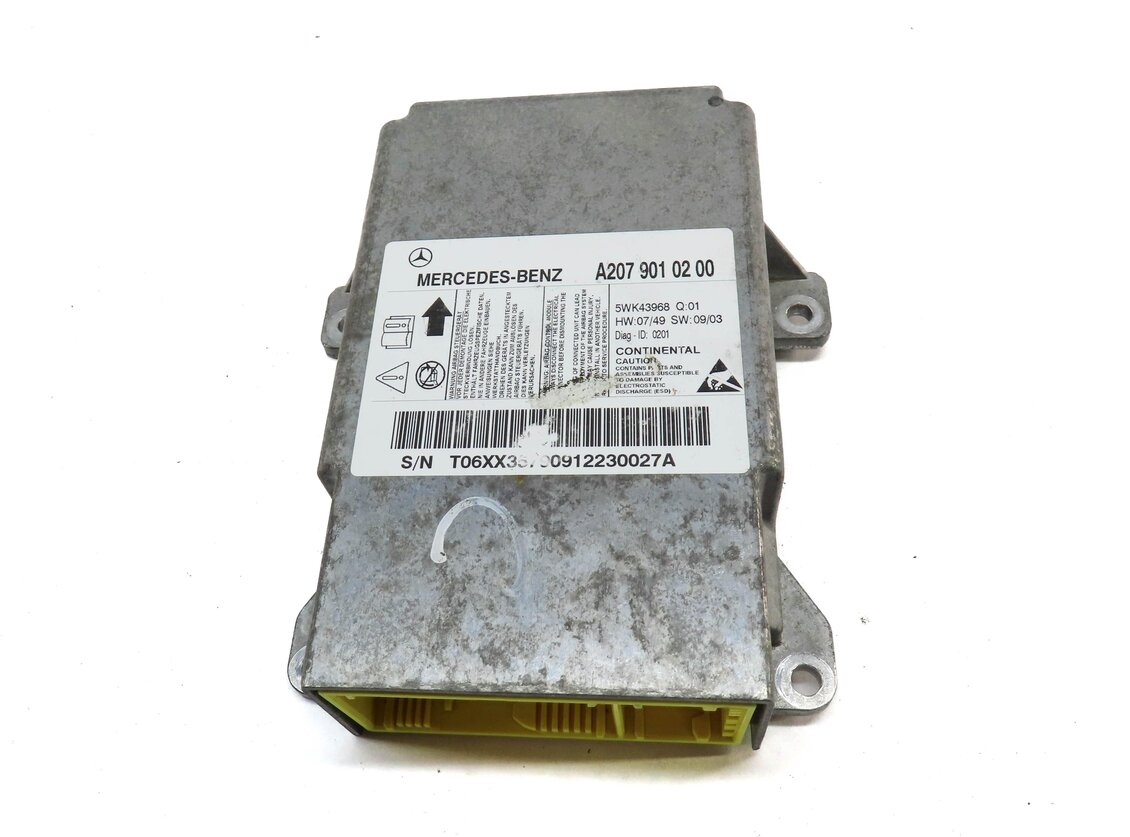 Thumbnail 2: 2010-2013 MERCEDES BENZ E350 E550 (C207) COUPE - SRS BAG CONTROL MODULE