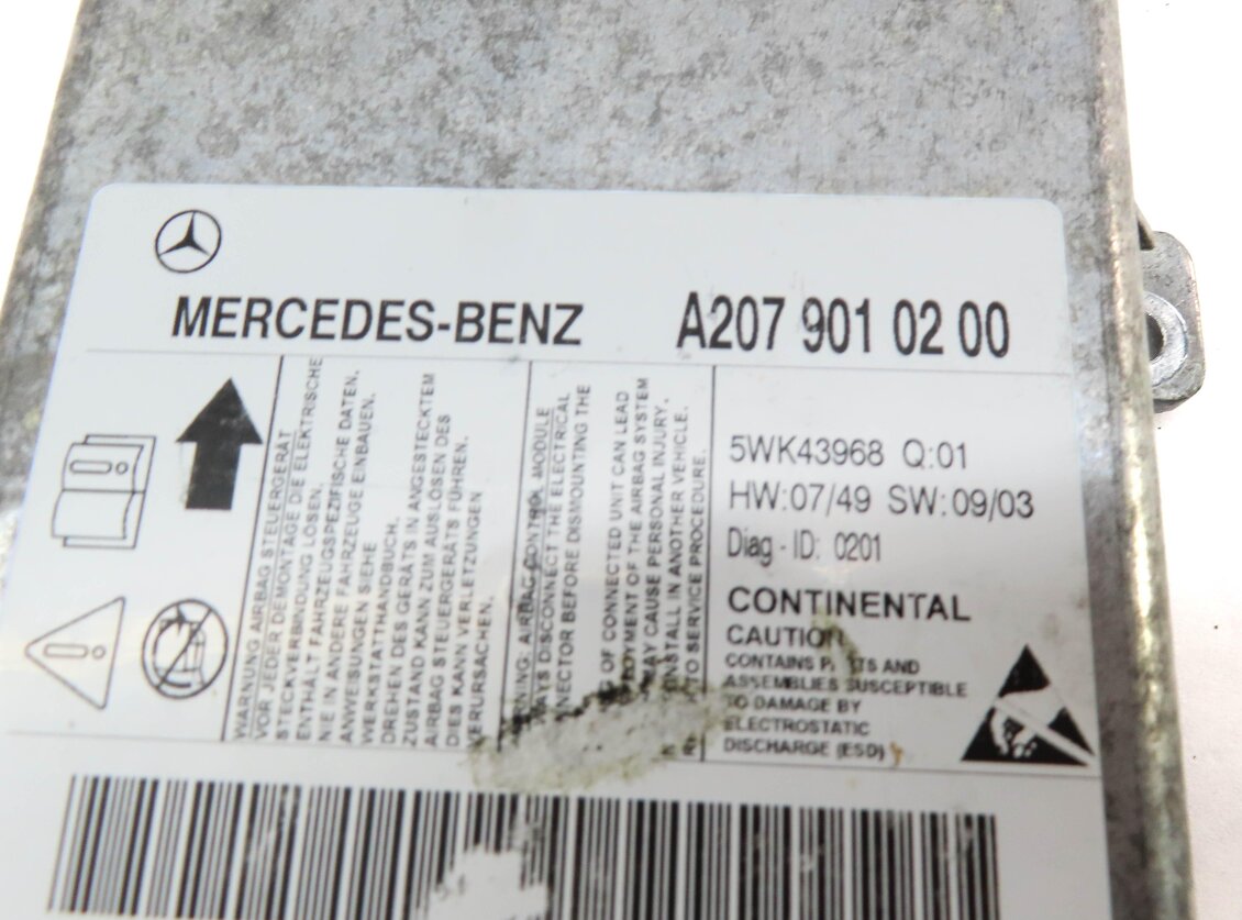 Thumbnail 4: 2010-2013 MERCEDES BENZ E350 E550 (C207) COUPE - SRS BAG CONTROL MODULE