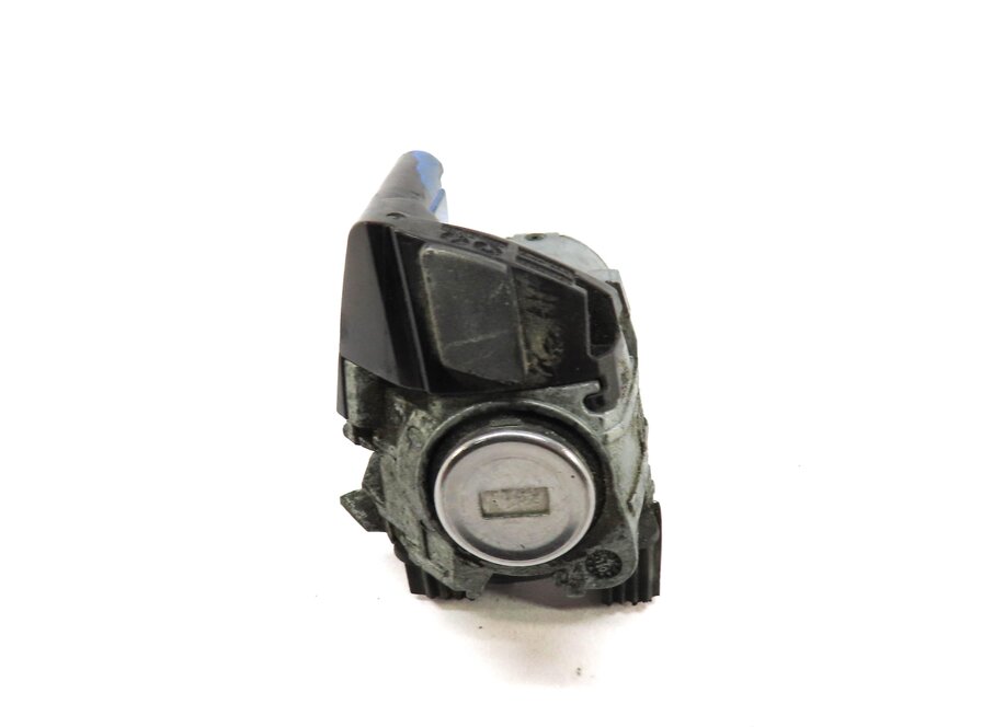 Thumbnail 6: 2010 MERCEDES E350 (C207 W207) DRIVER DOOR HANDLE & TRUNK LOCK CYLINDER KEY SET