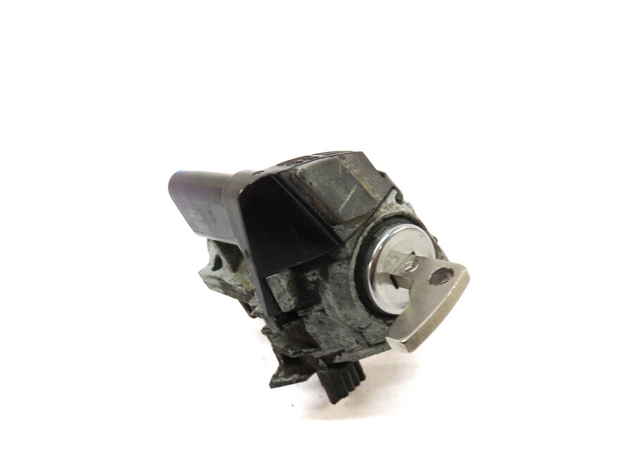 Thumbnail 7: 2010 MERCEDES E350 (C207 W207) DRIVER DOOR HANDLE & TRUNK LOCK CYLINDER KEY SET