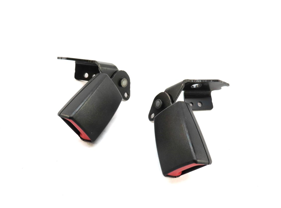 2010 MERCEDES E350 (C207) REAR LEFT & RIGHT SEAT SEATBELT BUCKLE RECEIVER SET