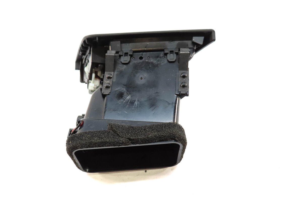 Thumbnail 3: 2010 MERCEDES E350 (C207) FRONT LEFT DRIVER OUTER DASH HEATER A/C AIR VENT