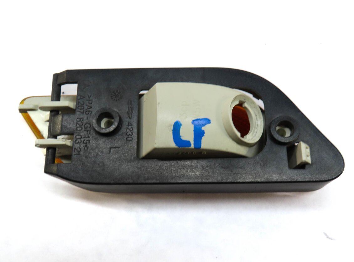 Thumbnail 4: 2010 MERCEDES E350 (W207) FRONT LEFT RIGHT TURN SIGNAL MARKER LIGHT HOUSING SET