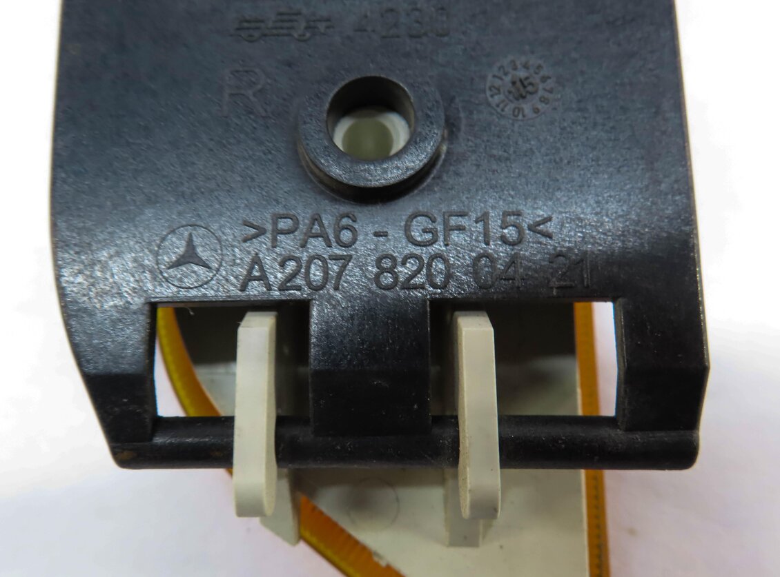 Thumbnail 7: 2010 MERCEDES E350 (W207) FRONT LEFT RIGHT TURN SIGNAL MARKER LIGHT HOUSING SET