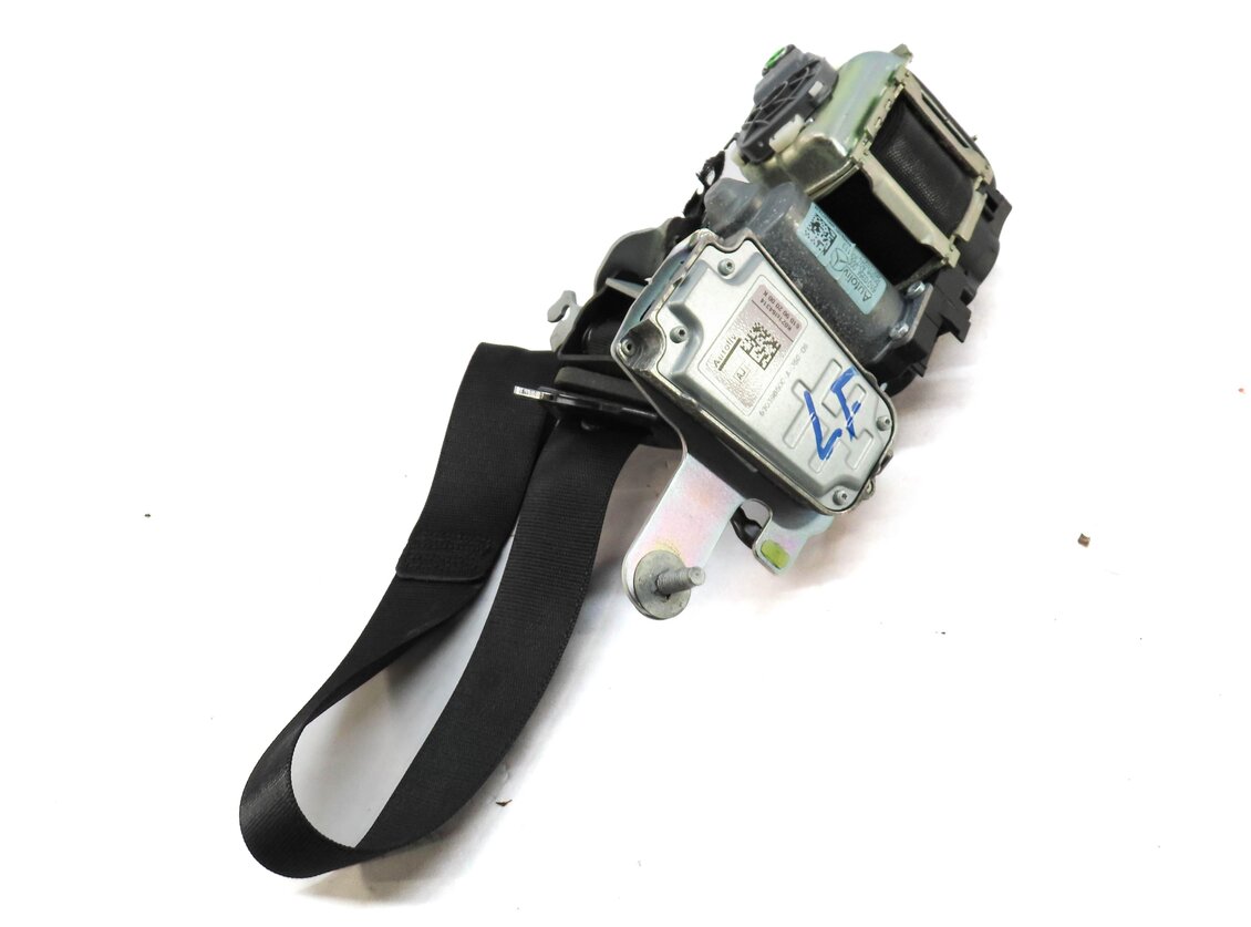 10-13 MERCEDES E-CLASS (A207 C207 W207) LEFT DRIVER SEATBELT RETRACTOR (BLACK)